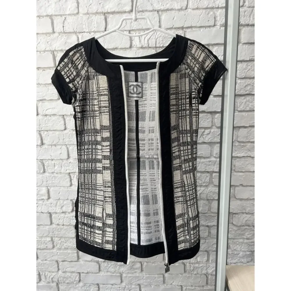 Chanel Vintage Black & White Short Sleeve Zip Cardigan FR 34 / XS